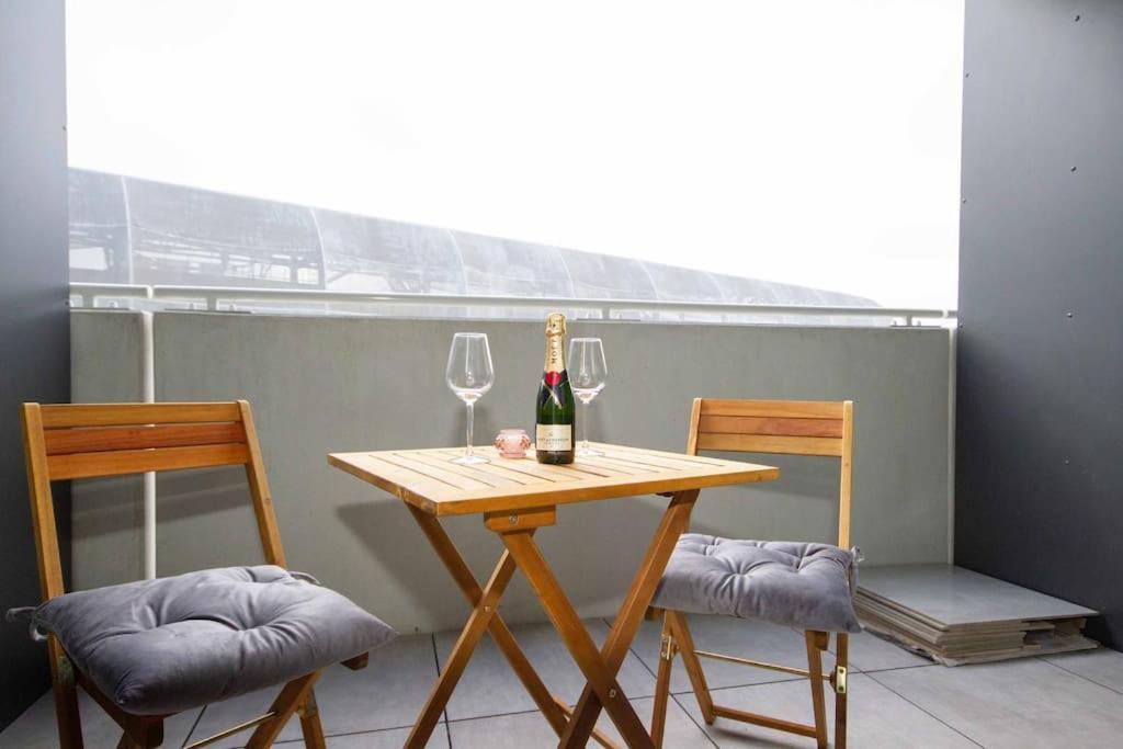 Apartment In Bratislava With Free Parking Exterior foto